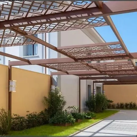 Apartment Downtown Florence, Moderno Con Giardino Exterior photo