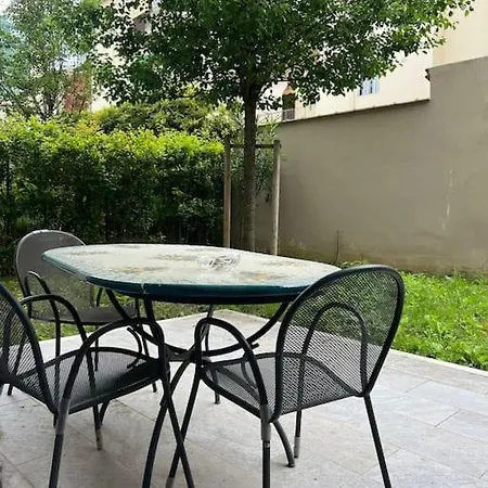 Apartment Downtown Florence, Moderno Con Giardino Exterior photo