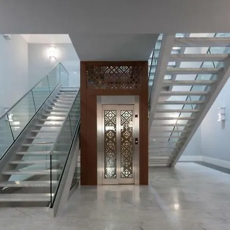 Apartment Downtown Florence, Moderno Con Giardino Exterior photo